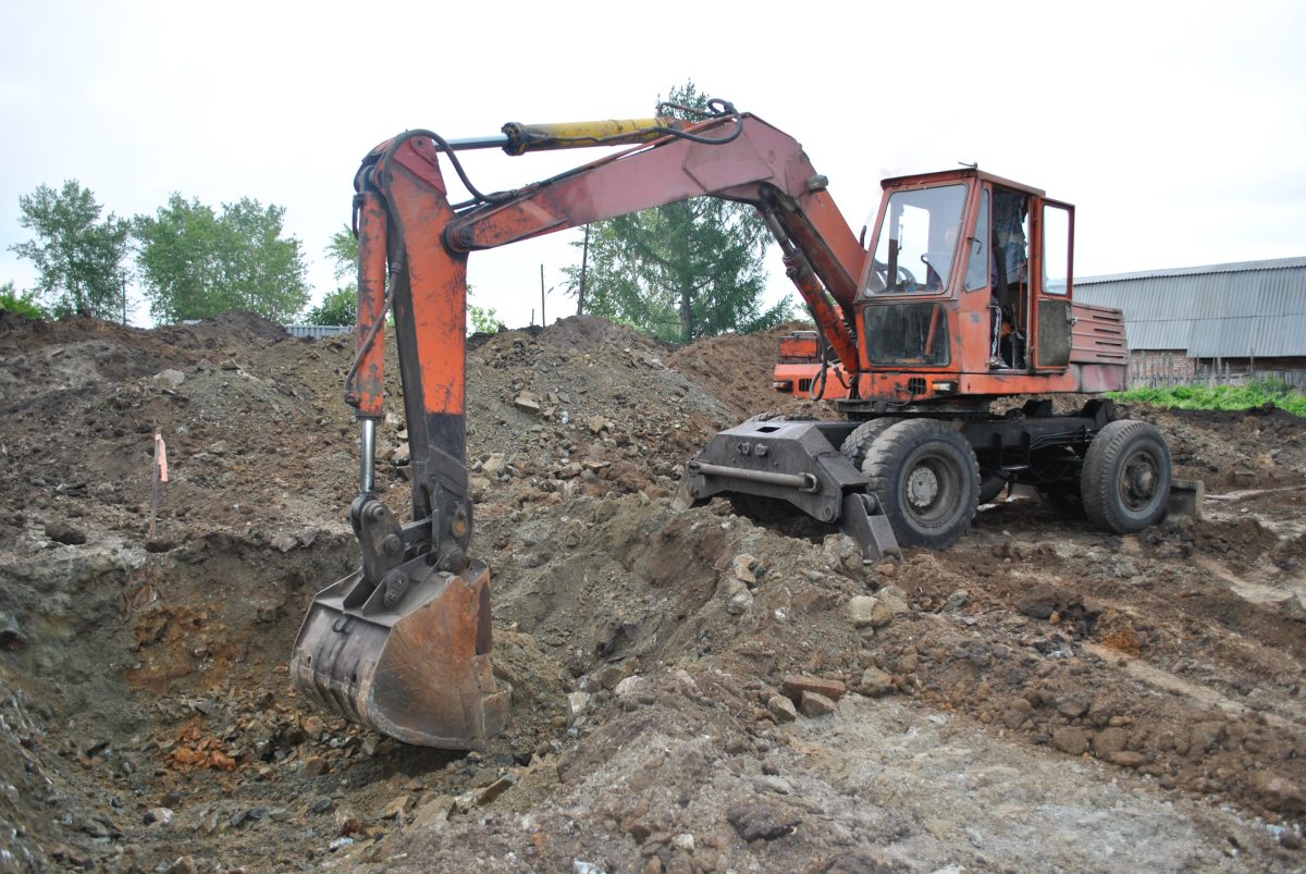 Les travaux publics nécessitent de gros engins pour modeler le terrain selon les exigences de votre chantier.
